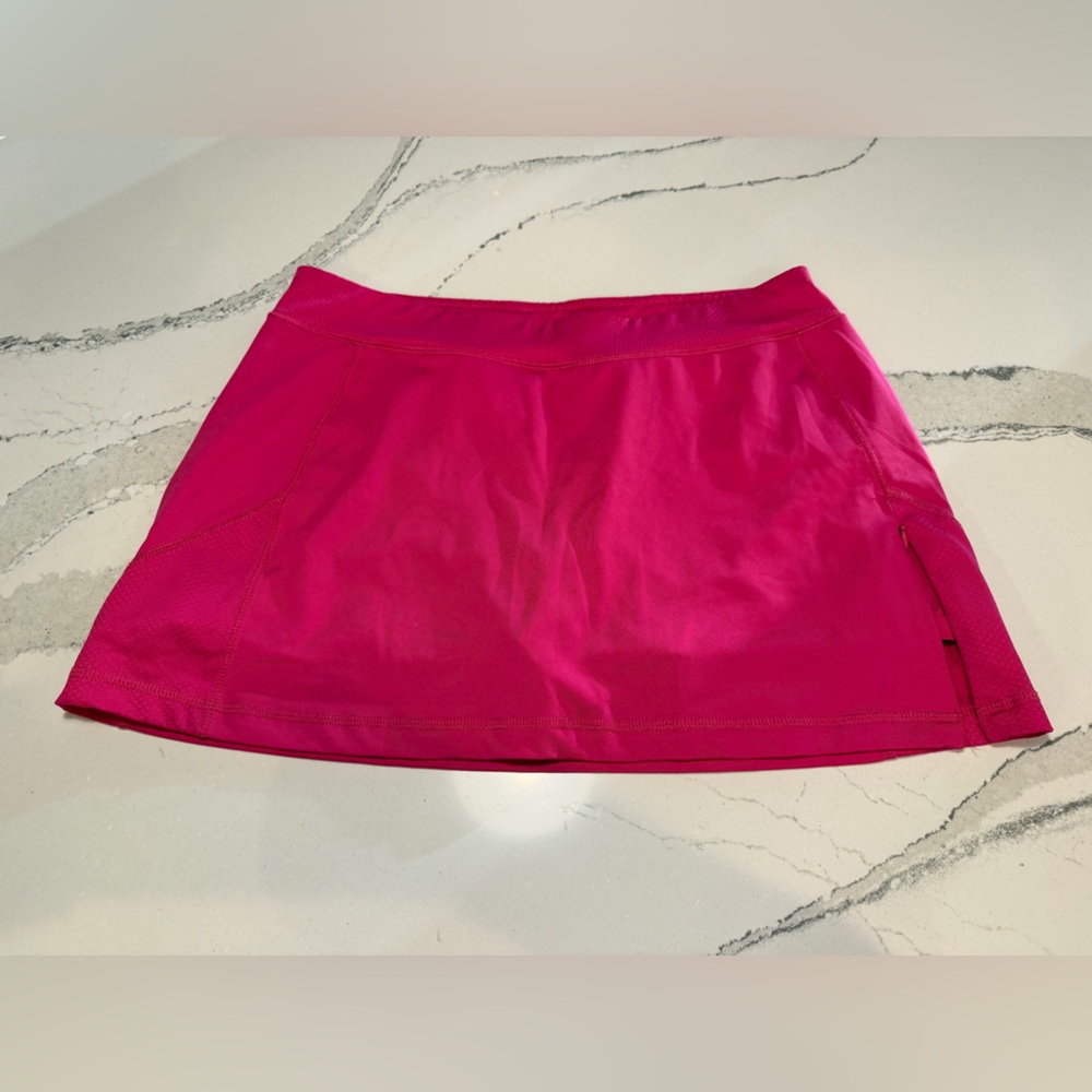 Tek Gear activewear fuschia skirt Size Large